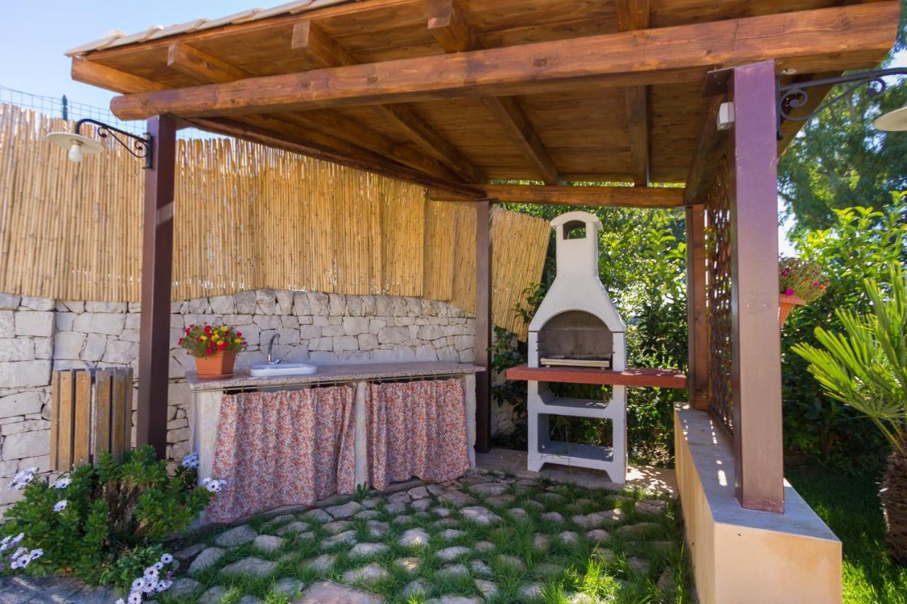 Borgo Monachella Bed and Breakfast Ragusa Exteriör bild